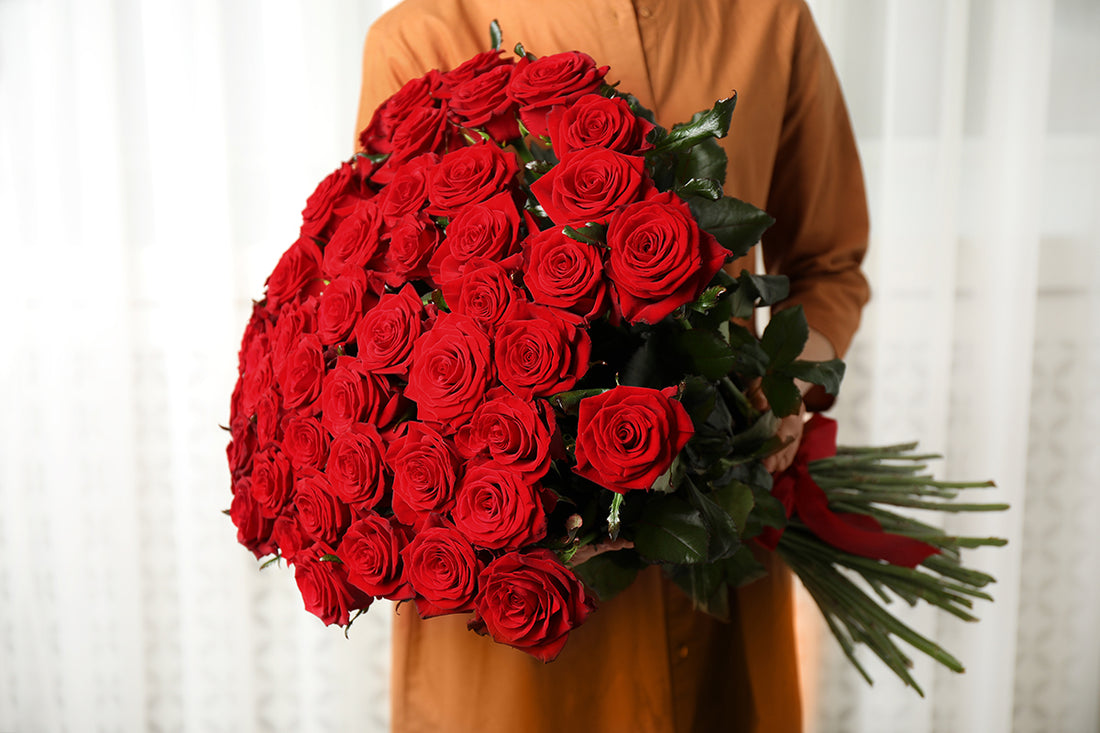 Significance of Red Roses on Valentine's Day