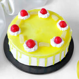 12 Mixed Roses Bouquet with Pineapple Cake 12 Mixed Roses Bouquet with Pineapple Cake