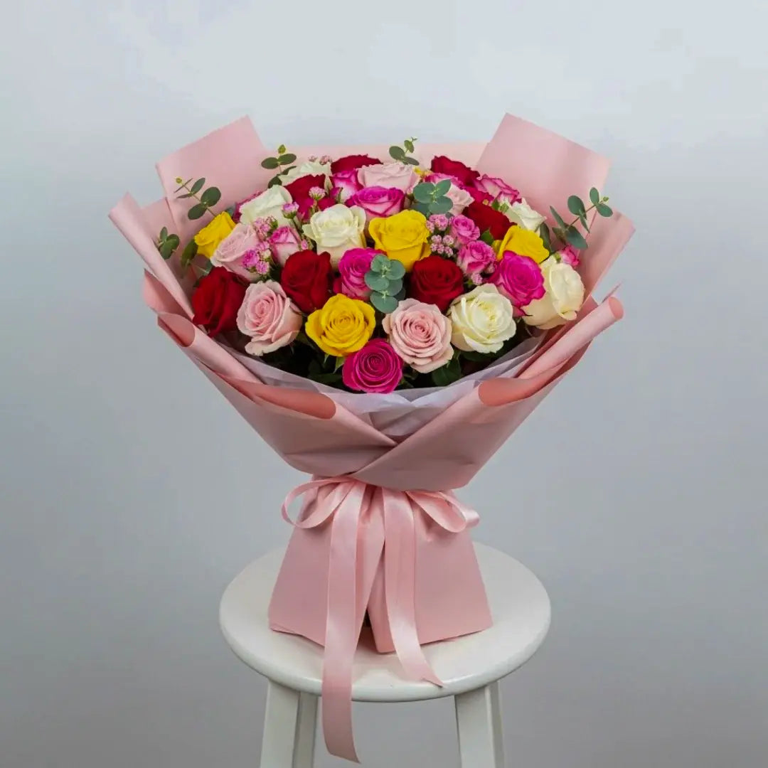 50 Mixed Roses Bouquet