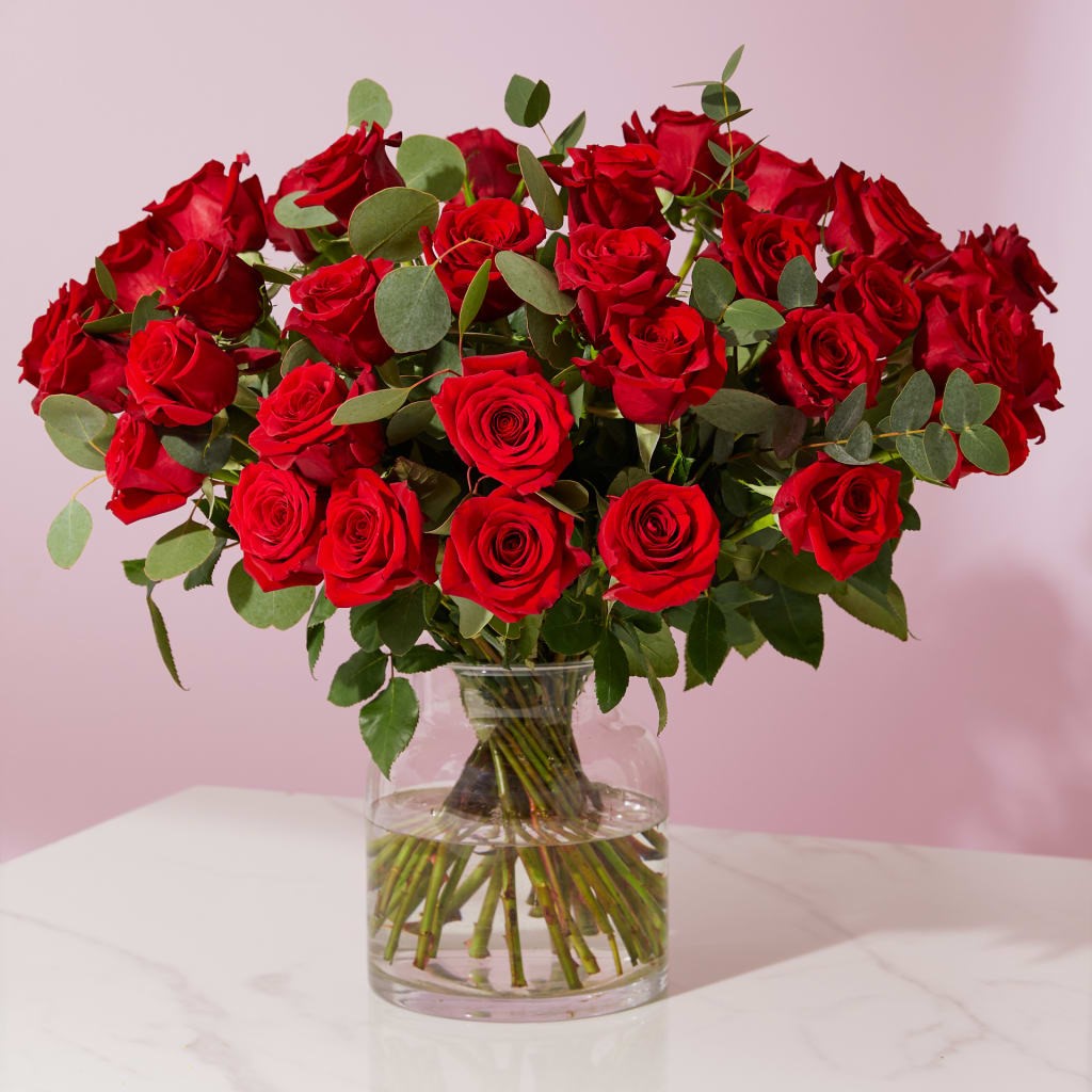 50 Red Roses in Vase