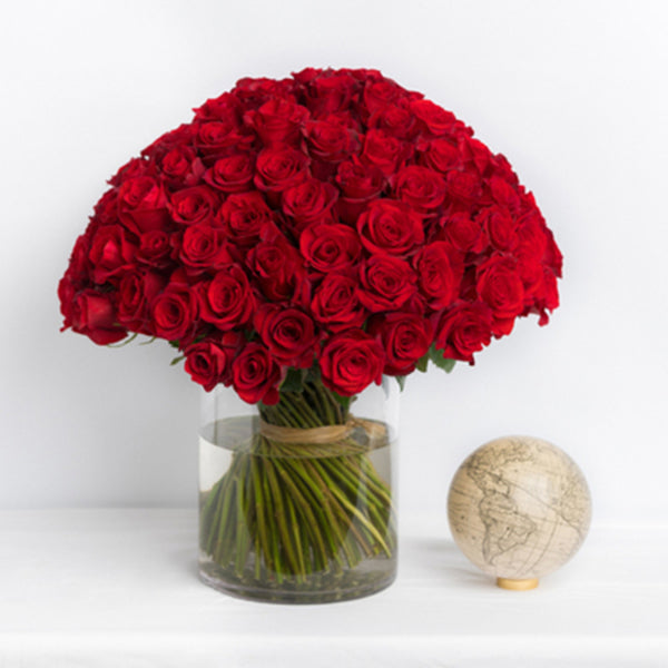 100 Roses Display 100 Red Roses Arrangement – NoonGifts.Com
