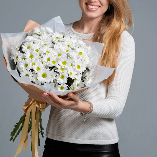 11 White Chrysanthemums Bouquet